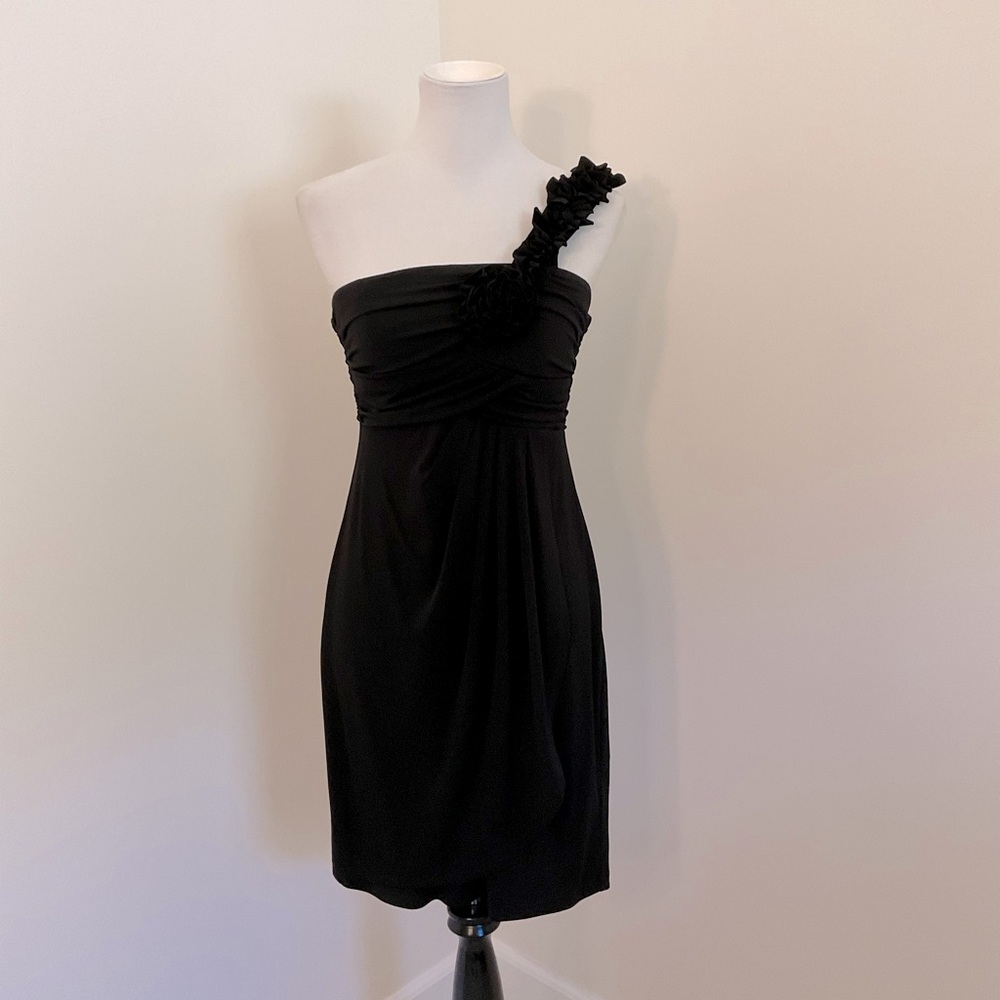 Women’s EnFocus Studio Elegant Black One-Shoulder Dress